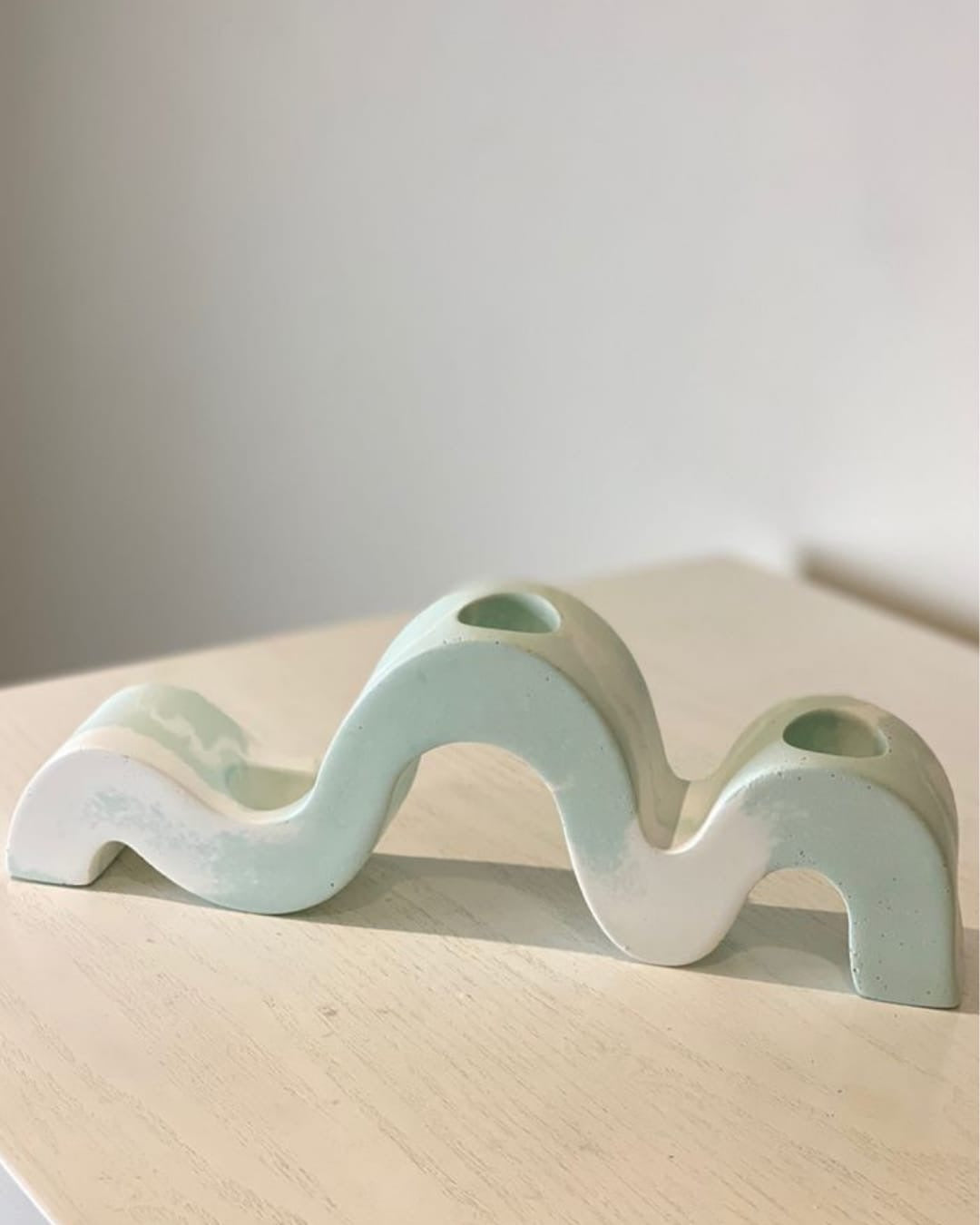Wiggle Candle Holder